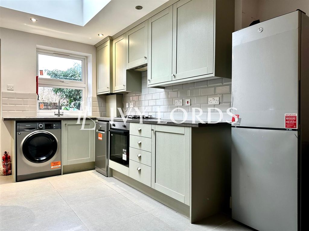 Property photo 3 of 19 9_Untitled Design.Png