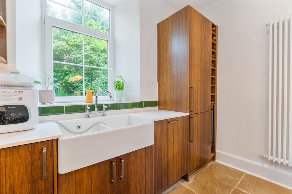 Additional image 9 of 4 bed detached house for saleDennistoun Road, Langbank PA14