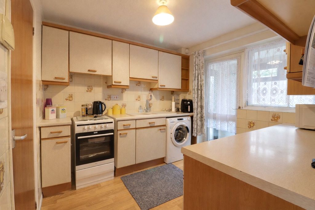 Property photo 2 of 14 2 - Picture No. 11