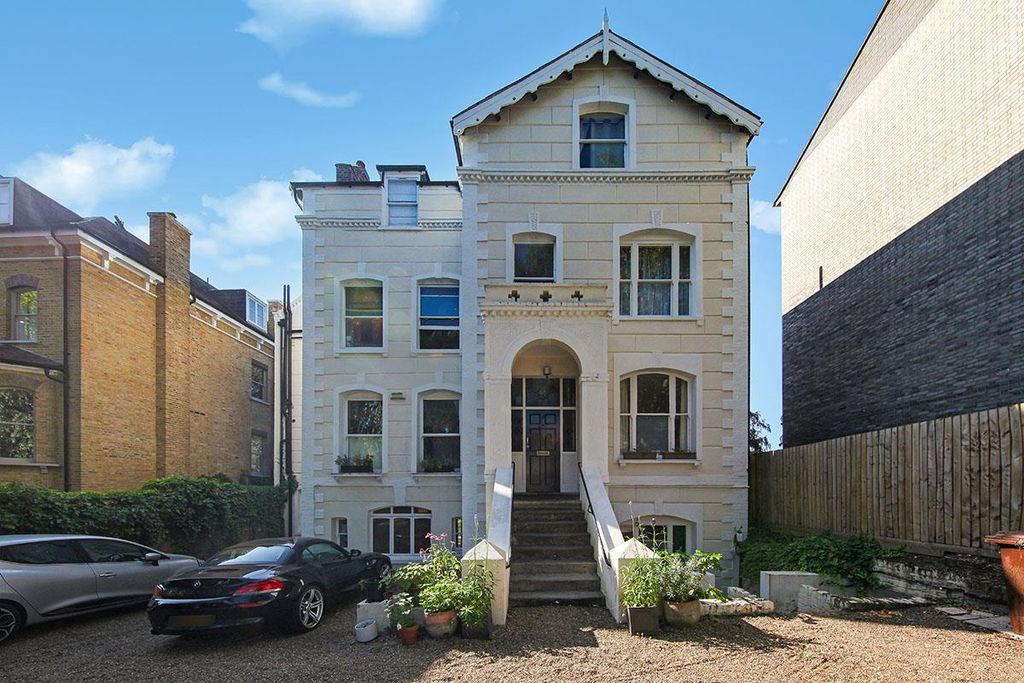 Property photo 1 of 14 Grove Park - Fagqubyupgadjgawywab.Jpg