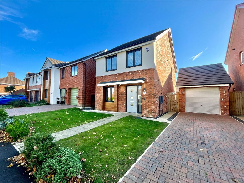 Property photo 1 of 13 External