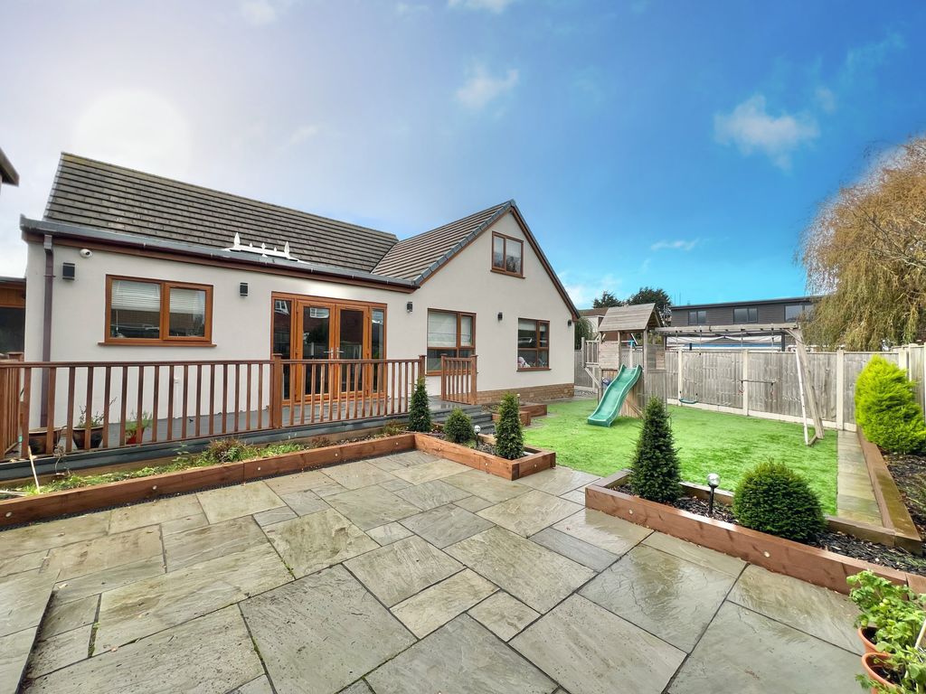 Property photo 2 of 23