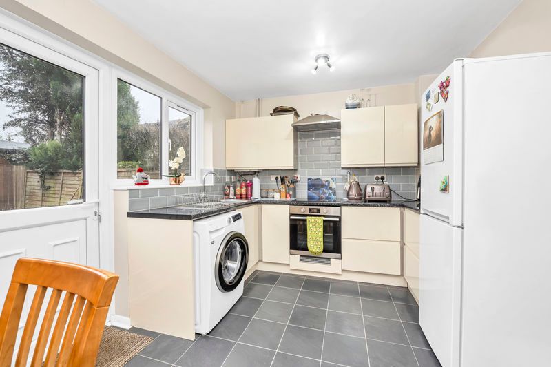 Property photo 2 of 13 Kitchen/Dining Room