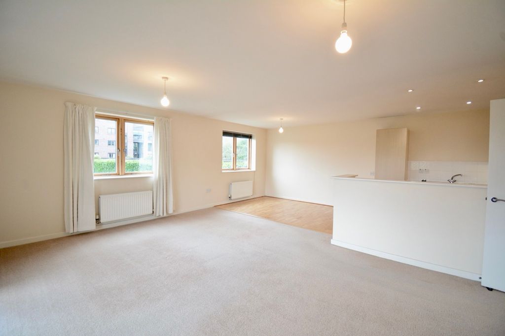 Property photo 3 of 9
