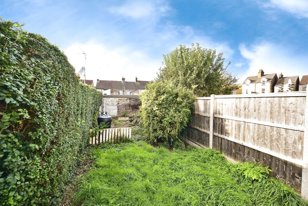 Property photo 3 of 16
