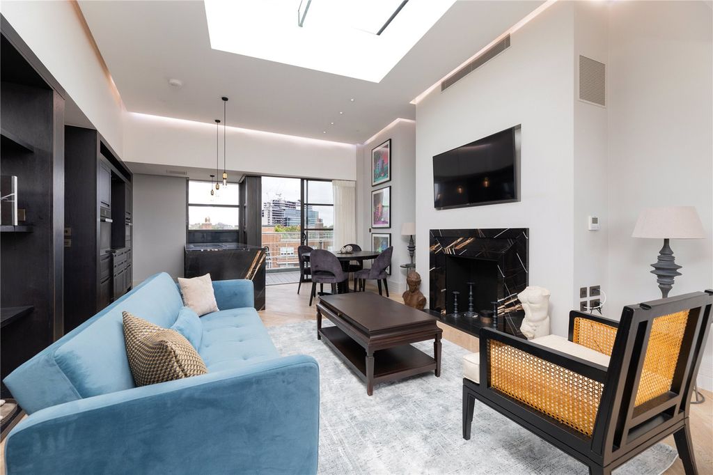 Property photo 1 of 14 Reception Room