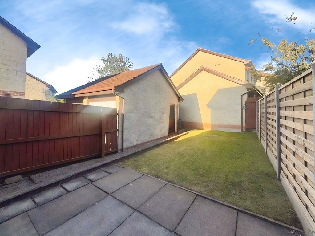Property photo 2 of 13 Image