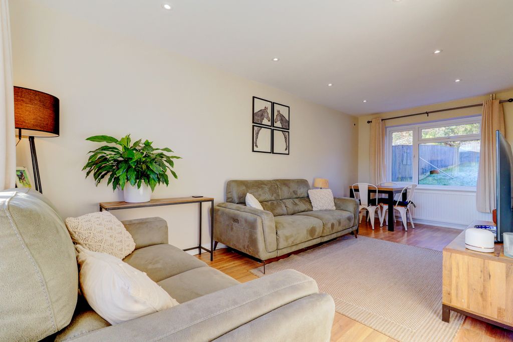 Property photo 2 of 14 Picture No. 02