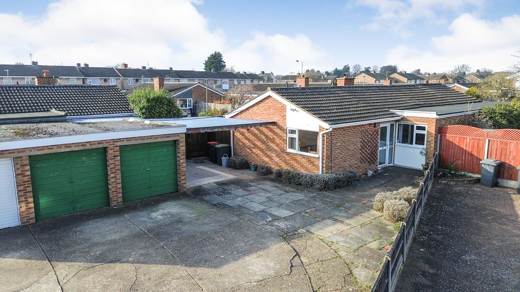 Property photo 1 of 20 Front