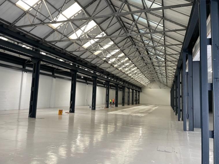 Property photo 2 of 8