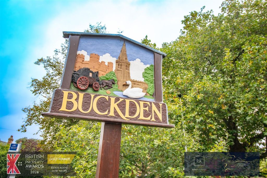 Property photo 2 of 25 Buckden Sign Location.