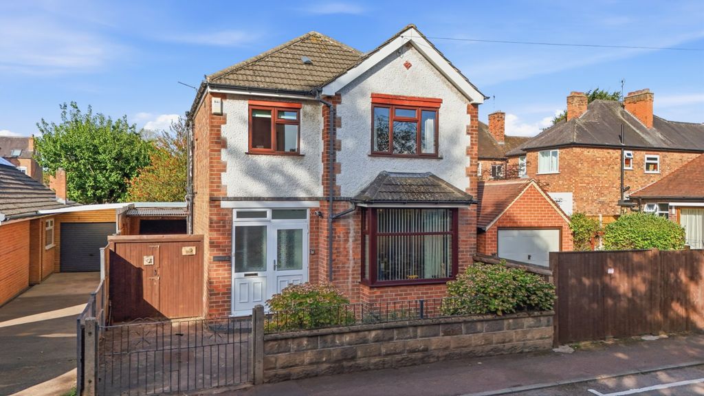 Property photo 1 of 18 Picture No. 01