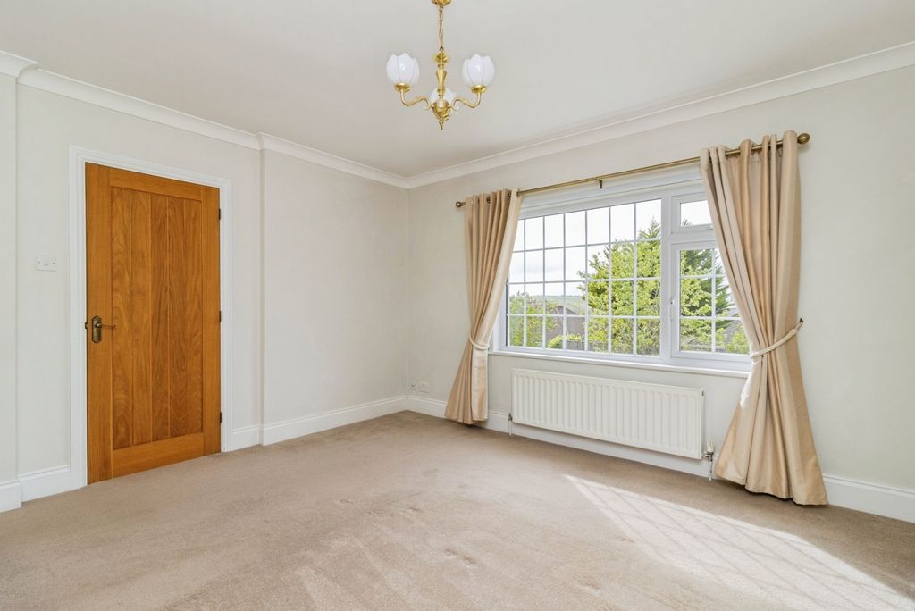 Property photo 3 of 20 Pbox-Img.Jpg