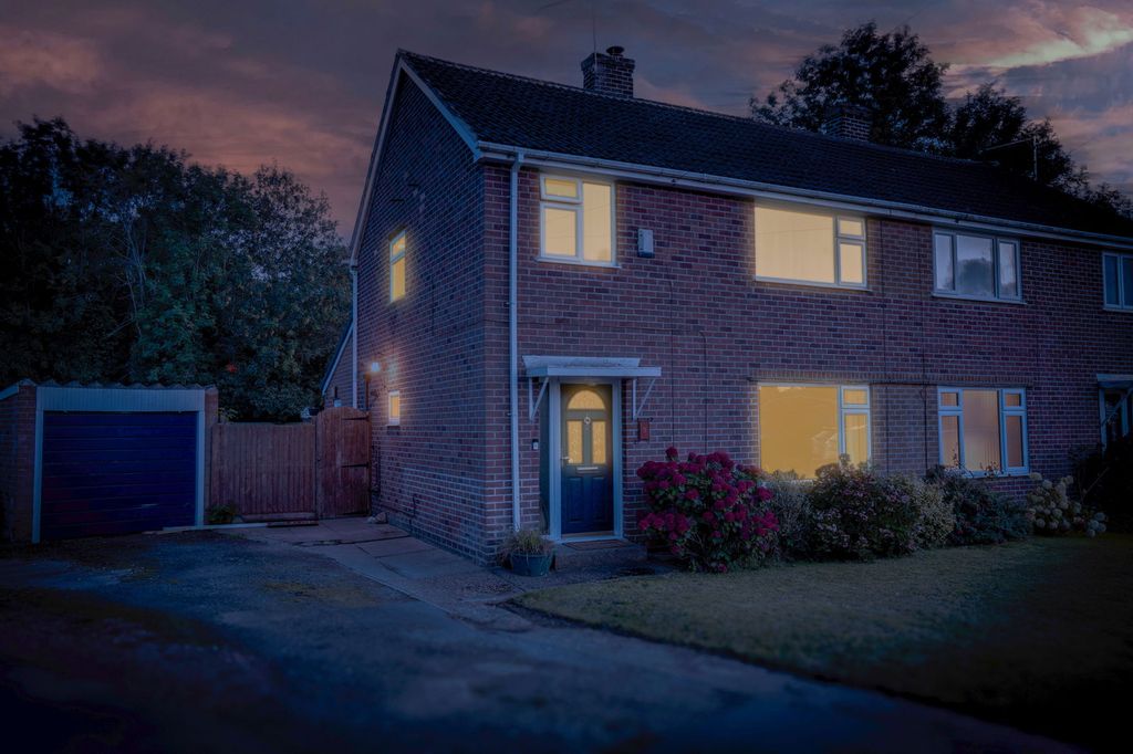 Property photo 1 of 30
