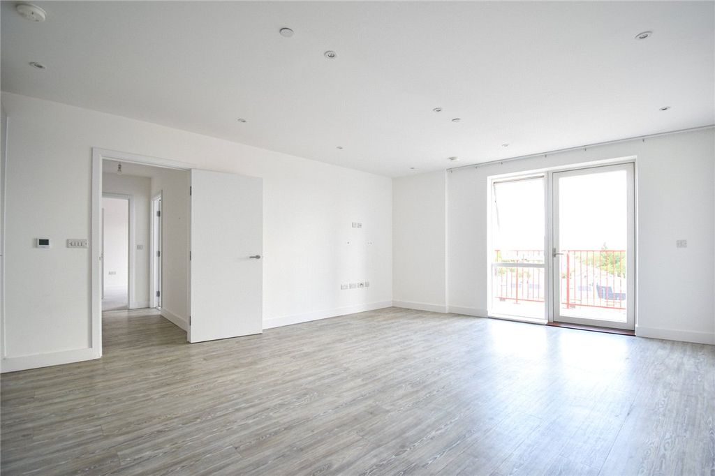 Property photo 3 of 11 Picture No. 05