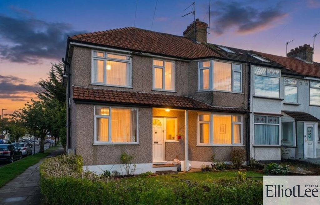 Property photo 1 of 13
