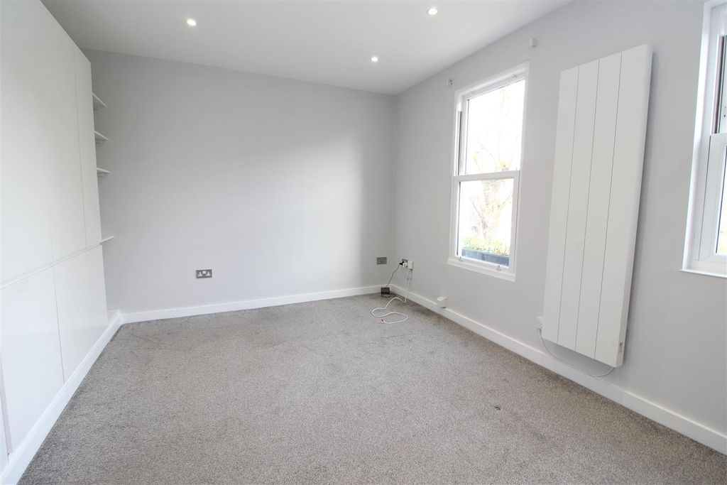 Property photo 3 of 7 Img_9192.Jpg