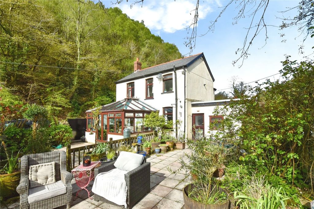 Property photo 1 of 29 Picture No. 25