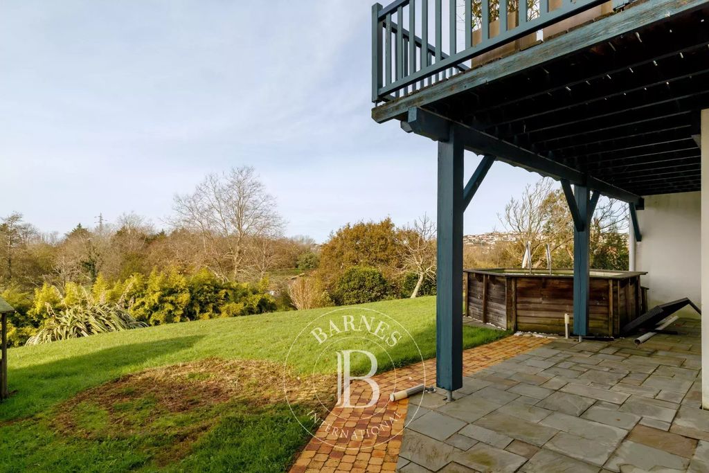 Property photo 3 of 15