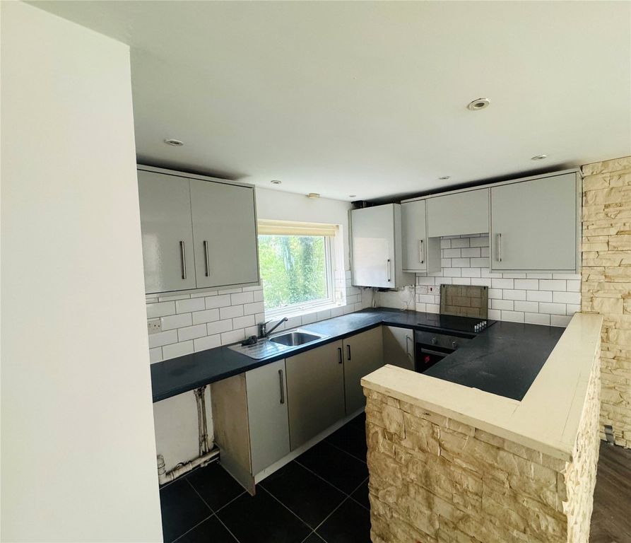 Property photo 3 of 8 Picture No. 07