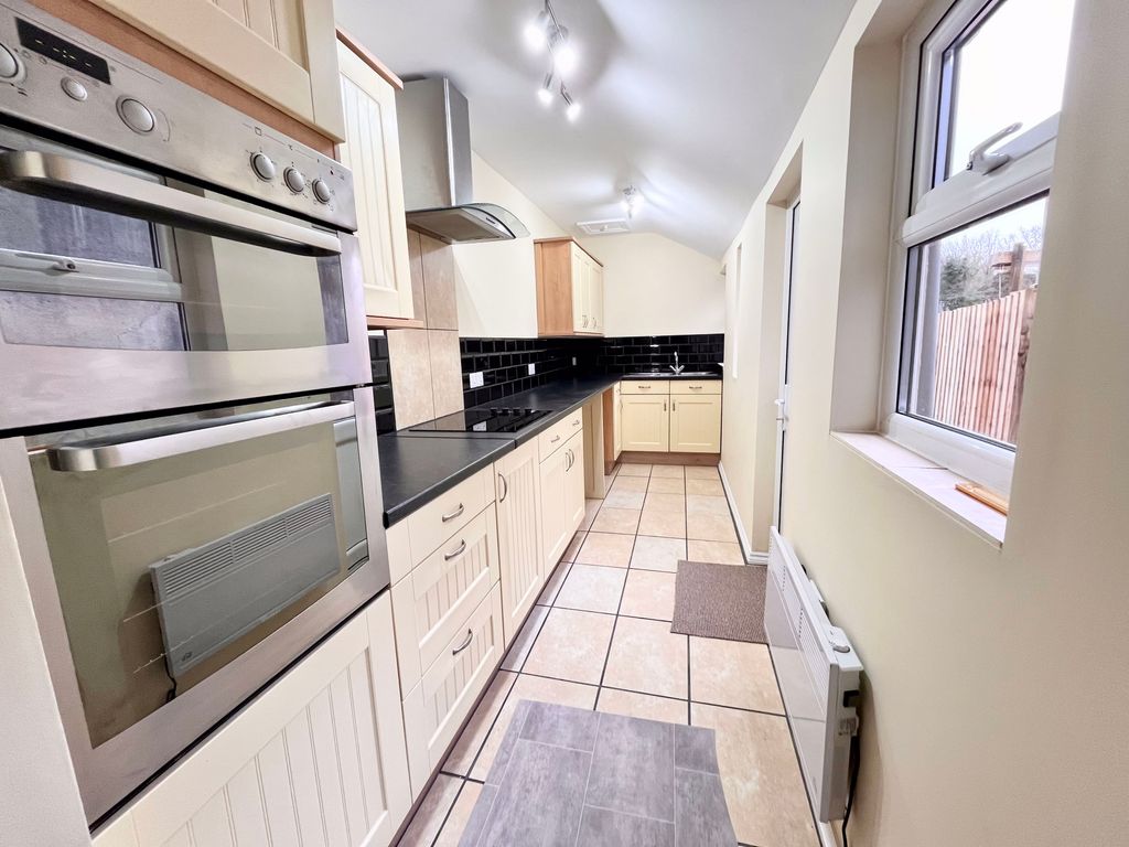 Property photo 2 of 11 Image00009.Jpg
