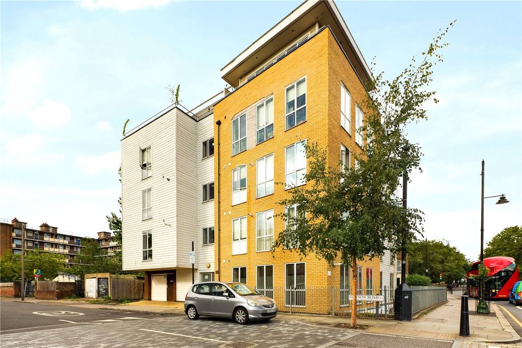Property photo 1 of 7 Exterior