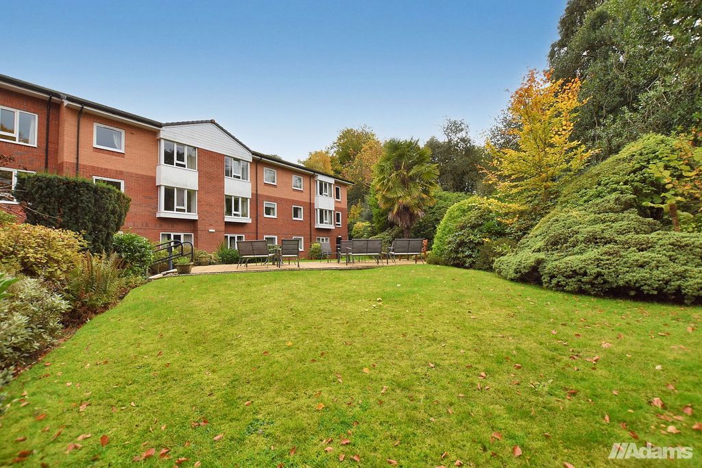 Property photo 2 of 18