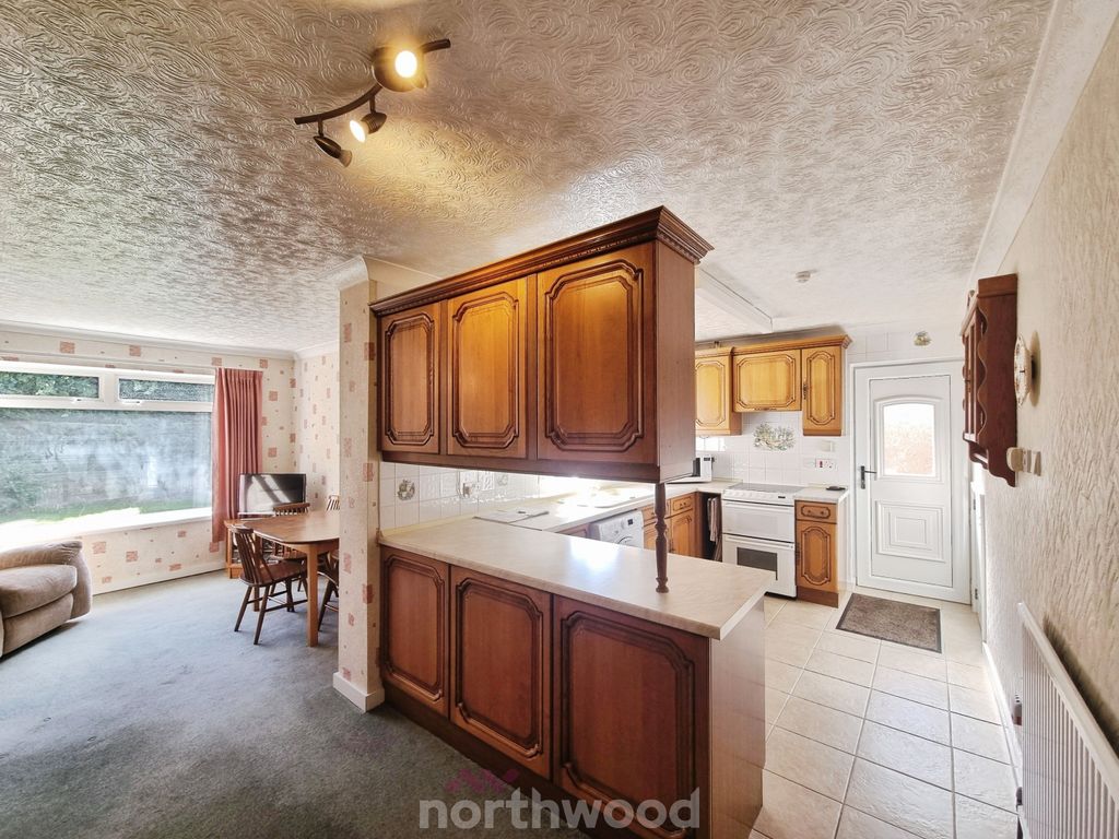 Property photo 3 of 30