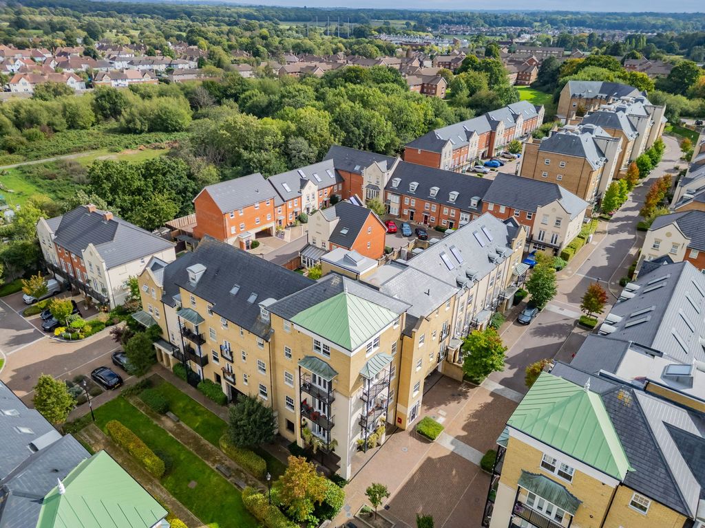 Property photo 1 of 26