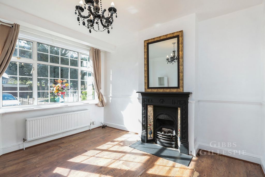 Property photo 2 of 12 Pbox-Img.Jpg