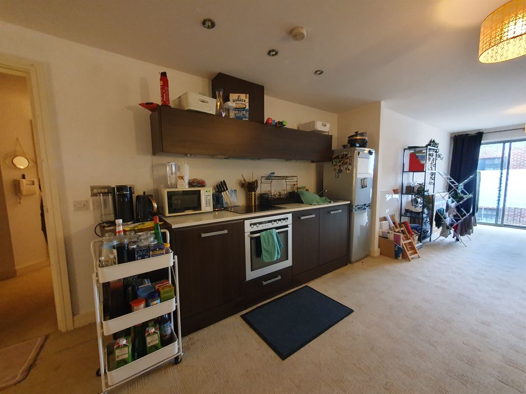 Property photo 3 of 8