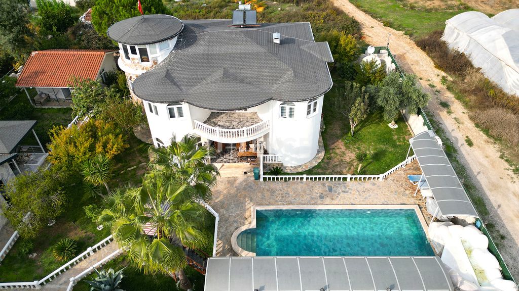 Property photo 1 of 71