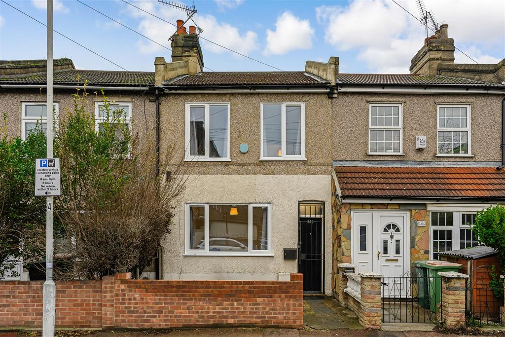 Property photo 1 of 21