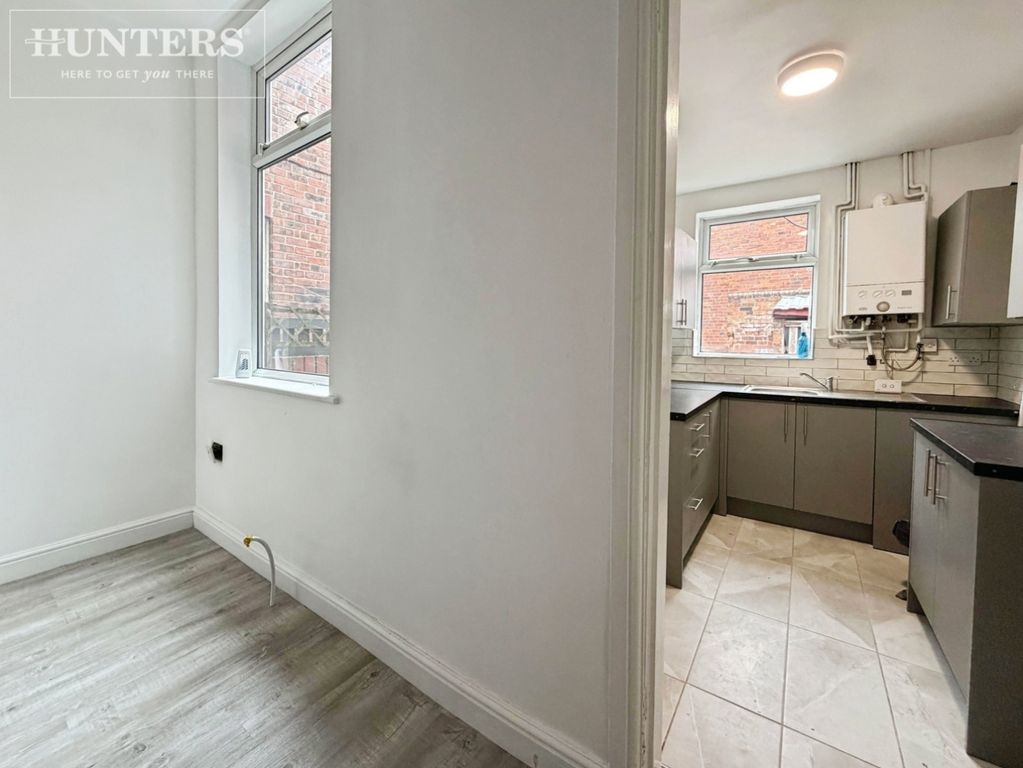 Property photo 3 of 14 Pbox-Img.Jpg