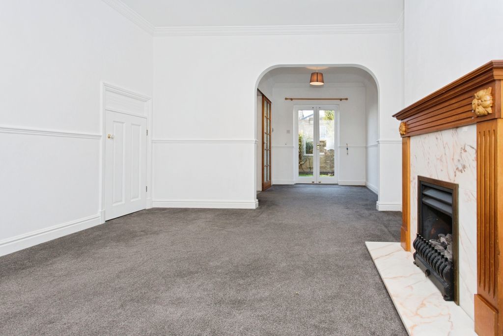 Property photo 3 of 8 Living Room