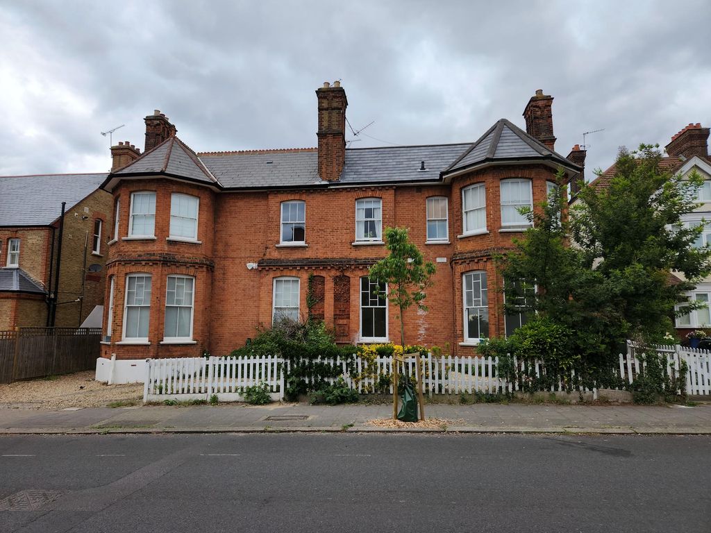 Property photo 1 of 9