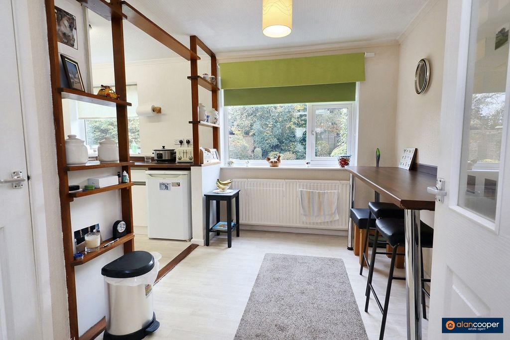 Property photo 3 of 29 4636434