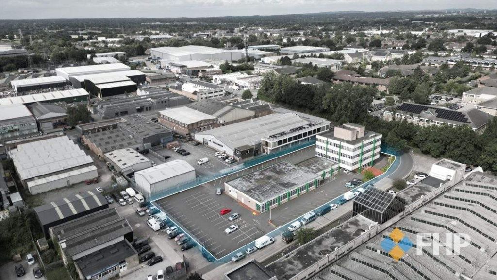 Property photo 1 of 9