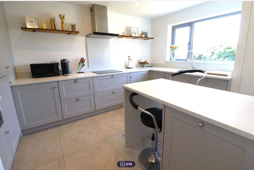 Property photo 2 of 12 Pic2