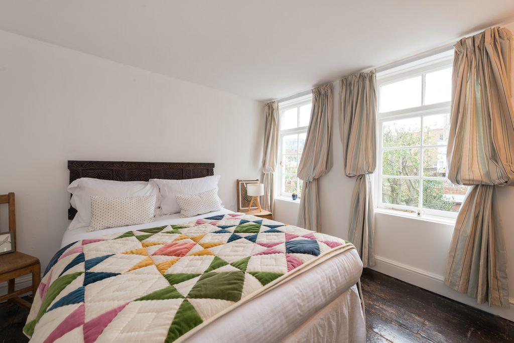 Property photo 1 of 8 Picture 1