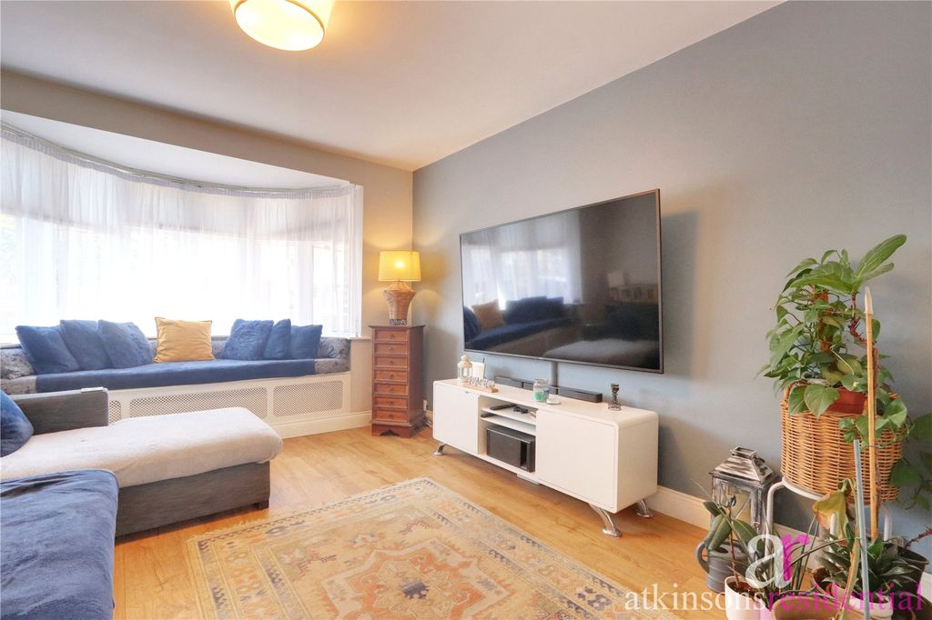 Property photo 3 of 28 Picture No. 07