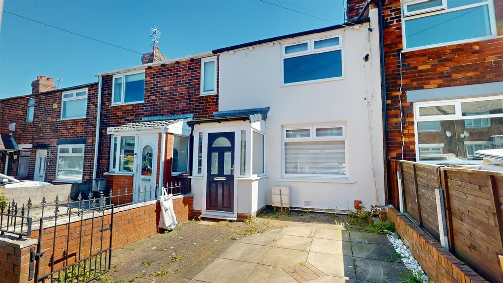 Property photo 1 of 19 Yew Tree Avenue For Sale