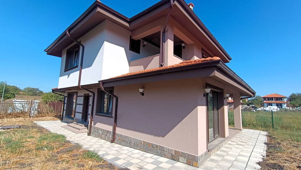 Property photo 2 of 15