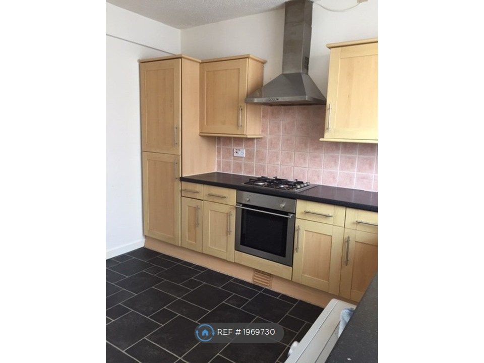 Property photo 2 of 4