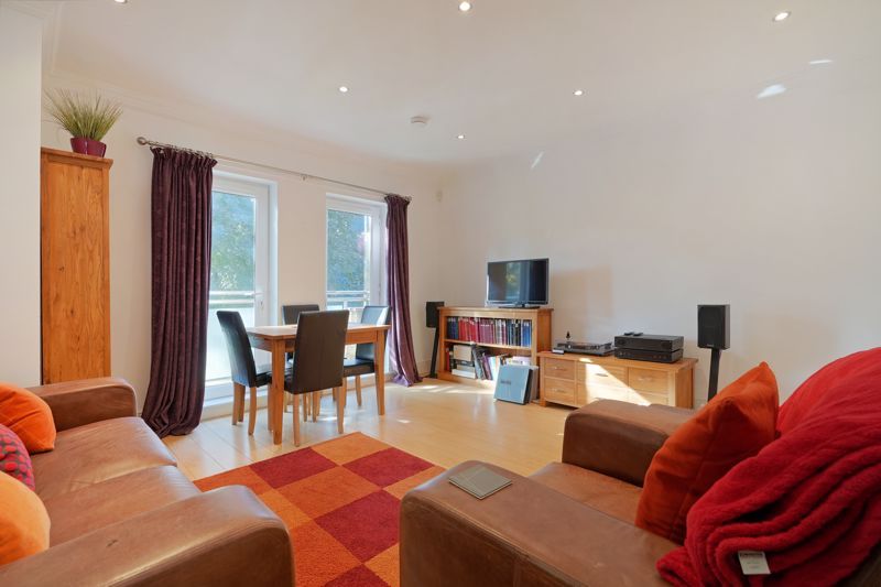 Property photo 2 of 26 Open Plan Living / Dining