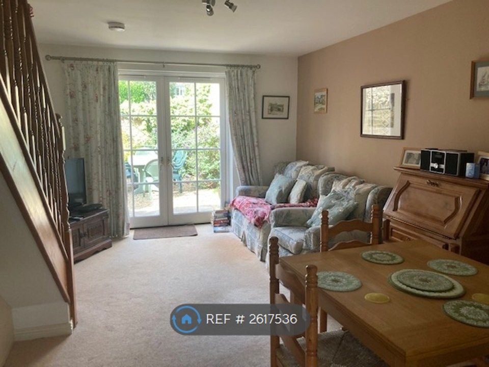 Property photo 3 of 9