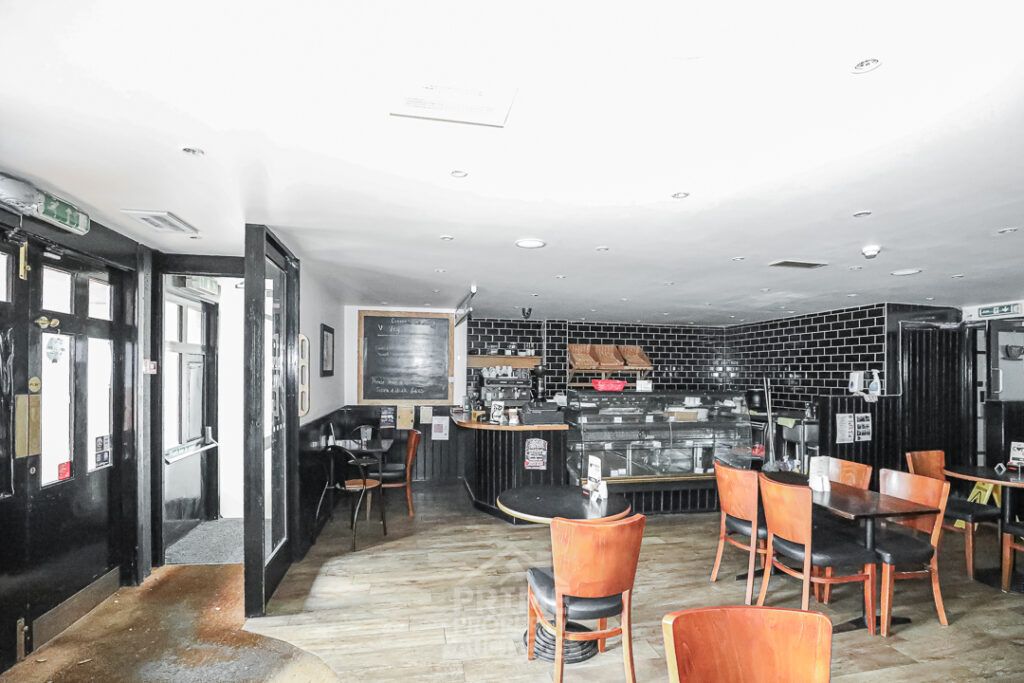 Property photo 3 of 31