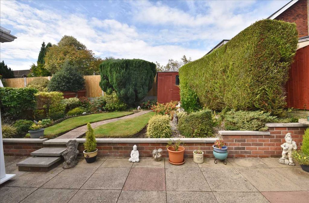 Property photo 2 of 15