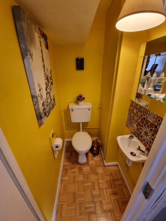 Property photo 3 of 4 Bathroom