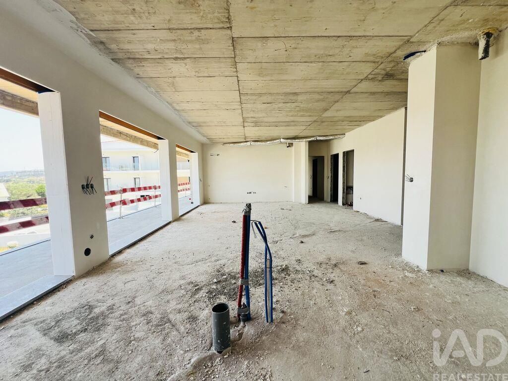 Property photo 2 of 26